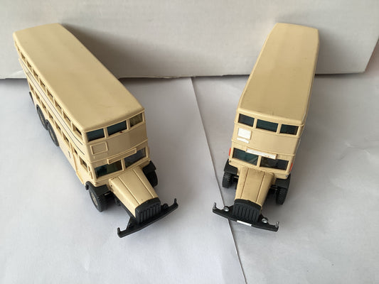 2 X WIKING 1.87 Scale (HO/OO Gauge) PLASTIC MERCEDES BERLIN DOUBLE DECKER BUS