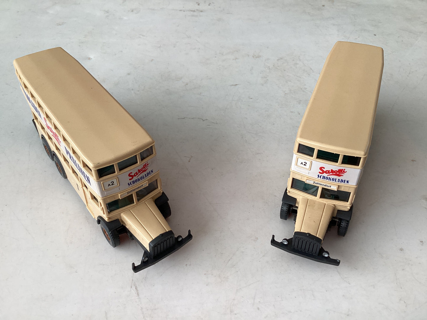 2 X WIKING 1.87 Scale (HO/OO Gauge) PLASTIC MERCEDES BERLIN DOUBLE DECKER BUS