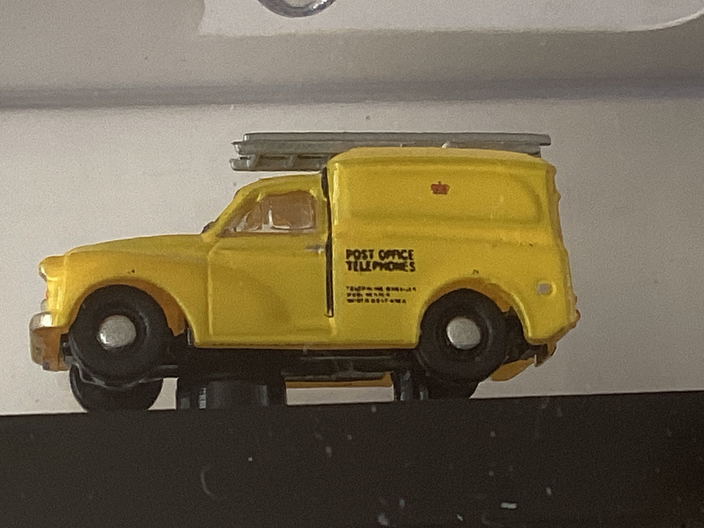 Oxford diecast N GAUGE CODE NMMT018=MORRIS 1000 VAN POST OFFICE