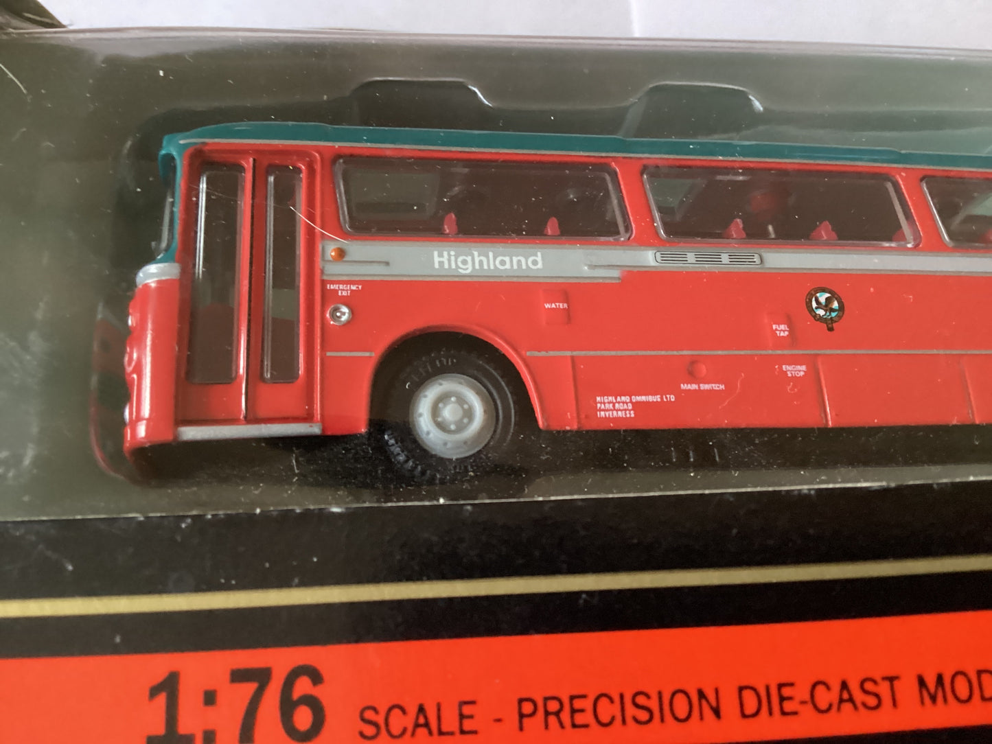 EFE 22704 ALEXANDER Y-TYPE FORD R1114 HIGHLAND COACH