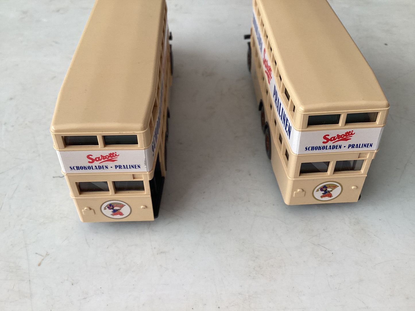 2 X WIKING 1.87 Scale (HO/OO Gauge) PLASTIC MERCEDES BERLIN DOUBLE DECKER BUS