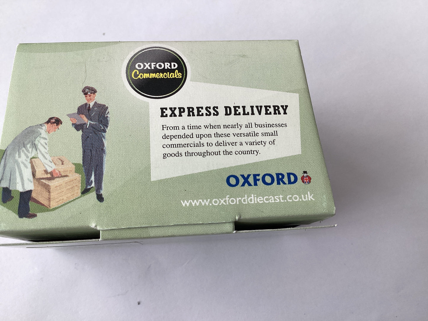 Oxford diecast N GAUGE CODE NMMT050 =MORRIS 1000 PICKFORDS