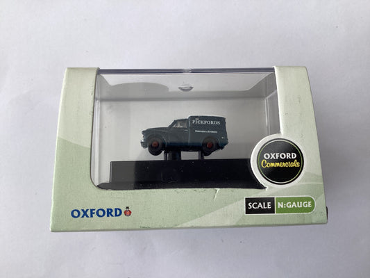 Oxford diecast N GAUGE CODE NMMT050 =MORRIS 1000 PICKFORDS