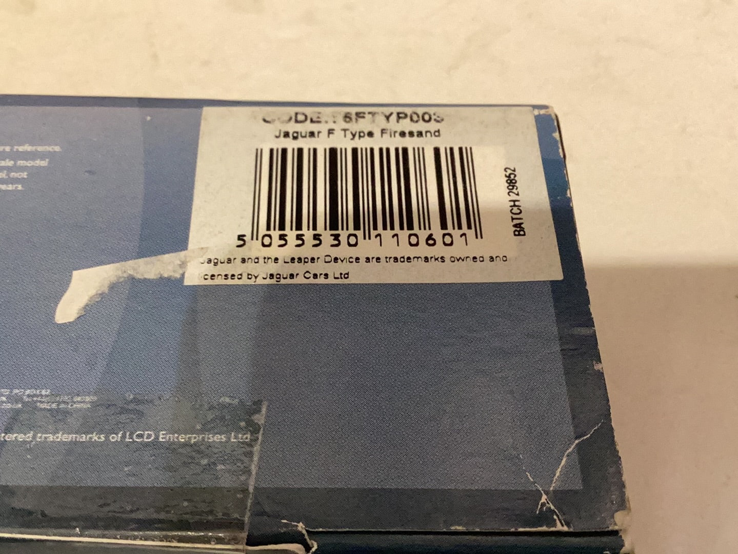 Oxford diecast 1:76 scale 76FTYP003 Jaguar F Type Firesand