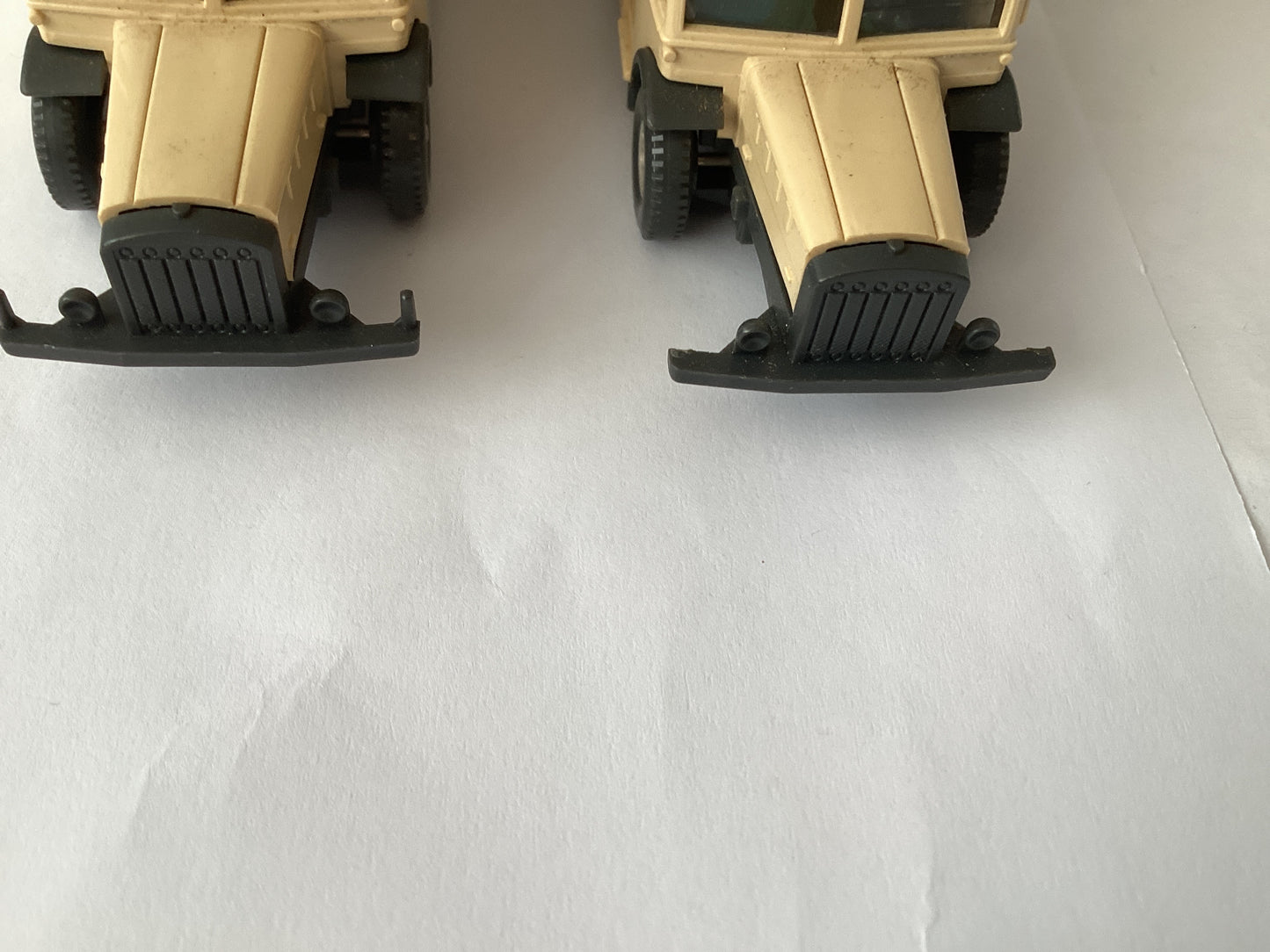 2 X WIKING 1.87 Scale (HO/OO Gauge) PLASTIC MERCEDES BERLIN DOUBLE DECKER BUS