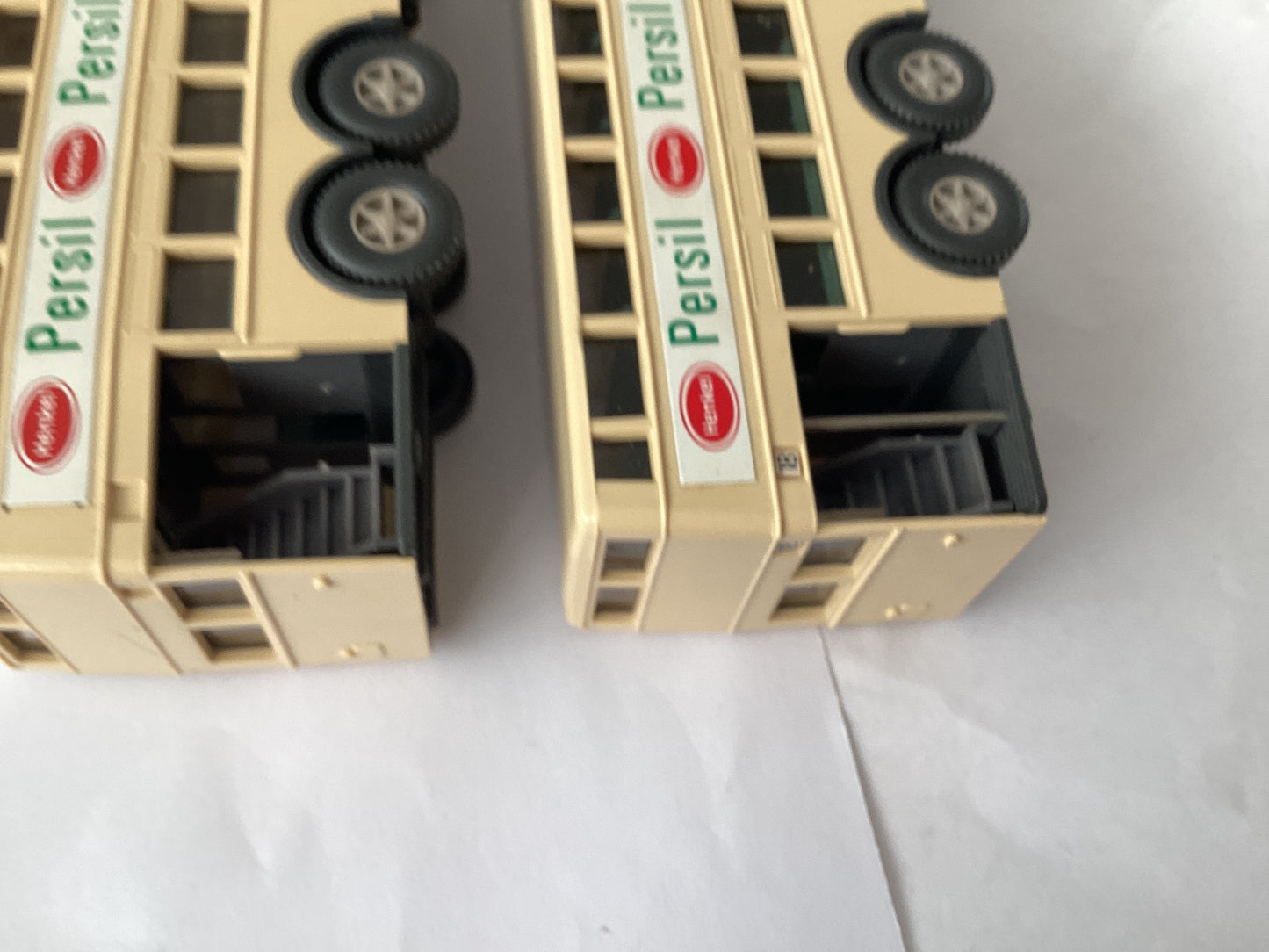 2 X WIKING 1.87 Scale (HO/OO Gauge) PLASTIC MERCEDES BERLIN DOUBLE DECKER BUS
