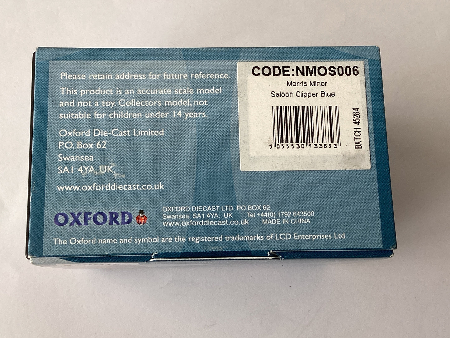 Oxford diecast N GAUGE CODE NMOS006 = MORRIS MINOR SALOON