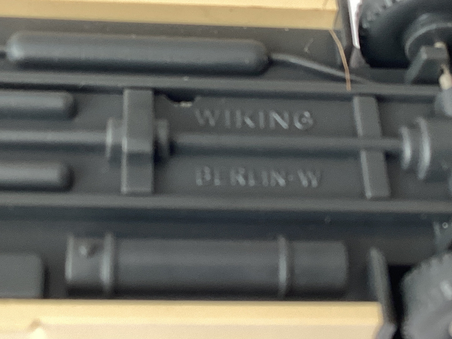 2 X WIKING 1.87 Scale (HO/OO Gauge) PLASTIC MERCEDES BERLIN DOUBLE DECKER BUS