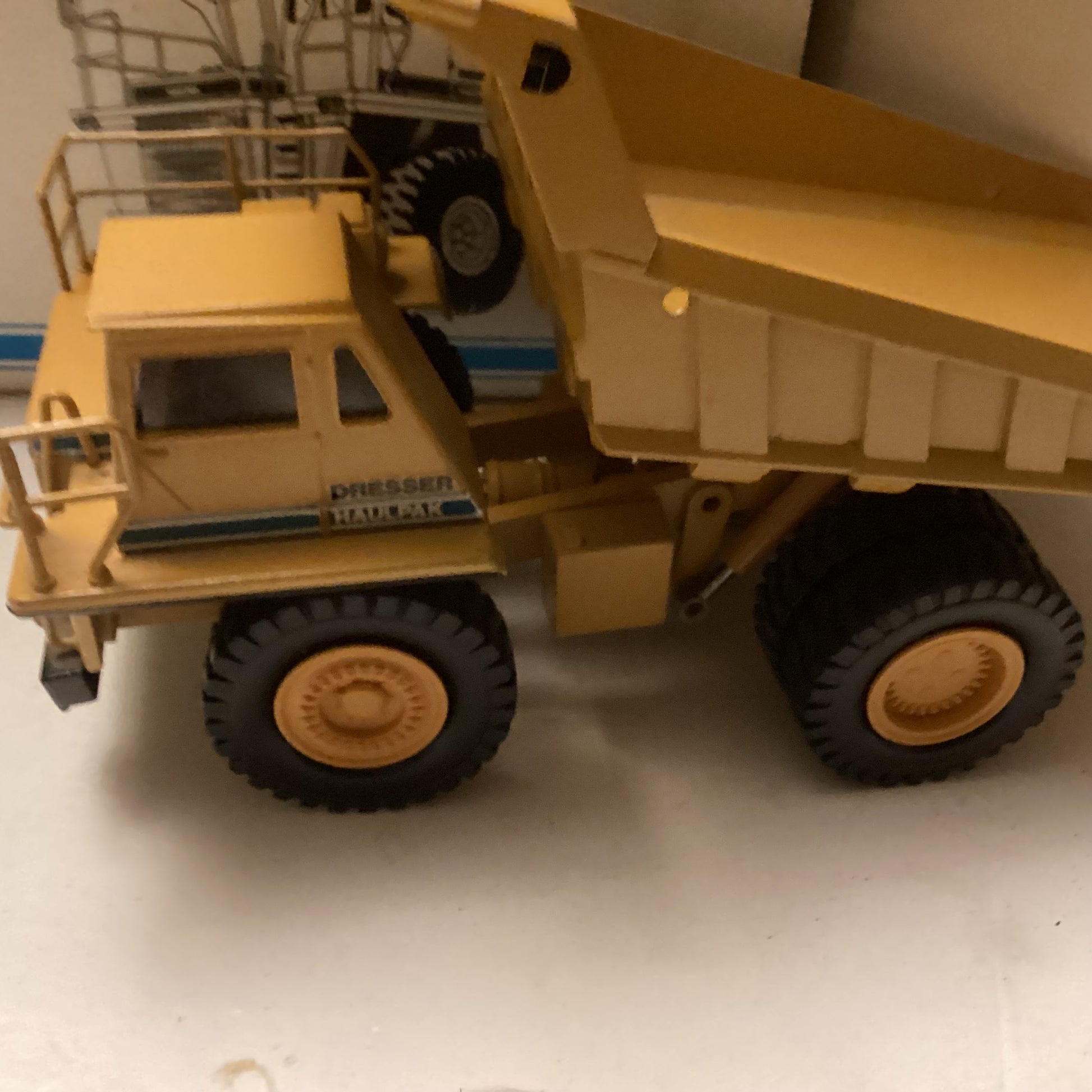 Conrad Wabco Haulpack | 1/50 | Kerst de Jong Conrad Wabco Haulpack | 1/50 | Kerst de Jong
