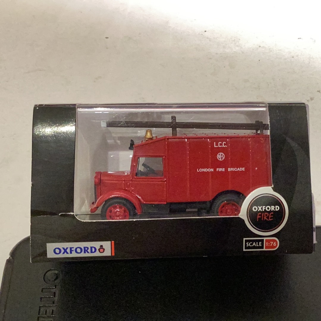 Oxford diecast 1;76 scale 76ATV003 Austin ATV London Fire Brigade